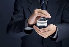 hands with car